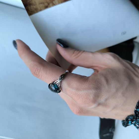 Серебряное кольцо с топазом Лондон Блю 2.892ct