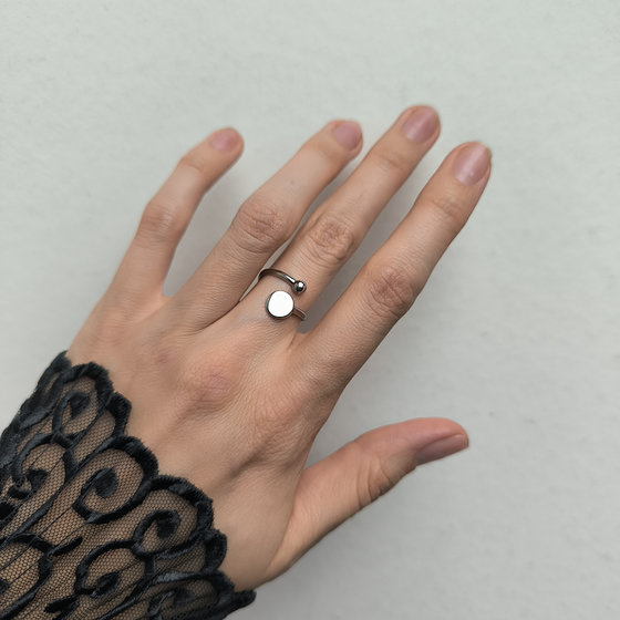 Серебряное кольцо без камней