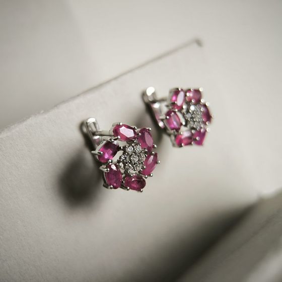 Серебряные серьги с рубином 4.27ct