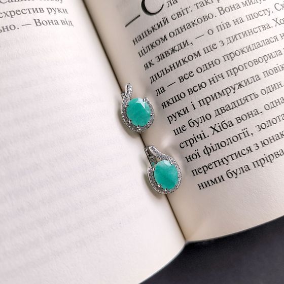 Серебряные серьги с изумрудом 6.075ct, фианитами