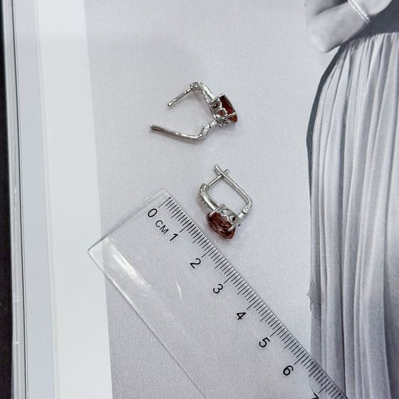 Серебряные серьги с султанитом 5.115ct