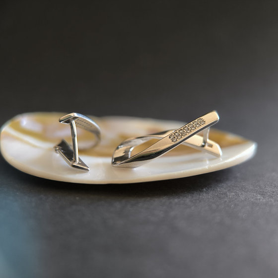 Серебряные серьги с фианитами