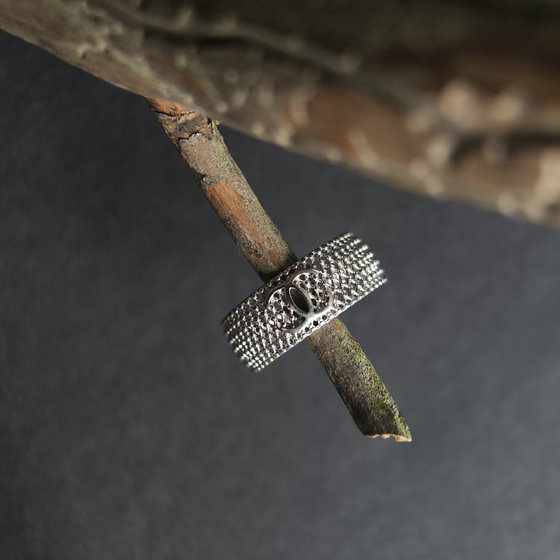 Серебряное кольцо без камней