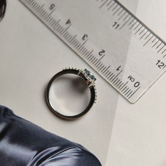 Серебряное кольцо с мистик топазом 0.757ct