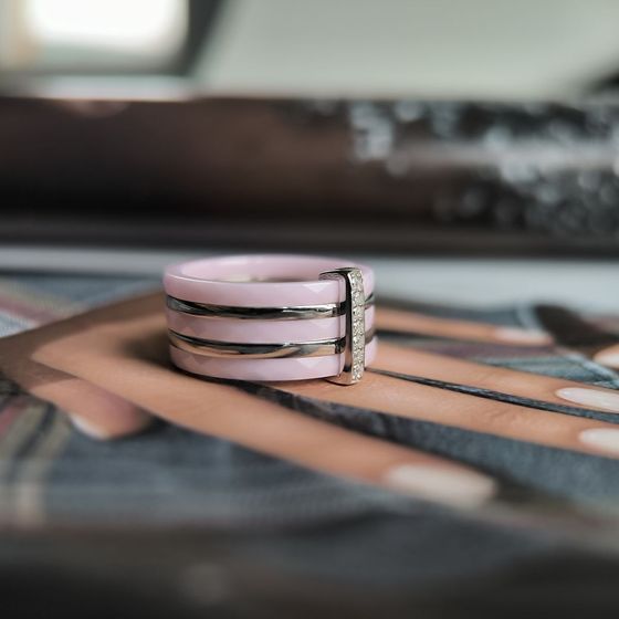 Серебряное кольцо с керамикой