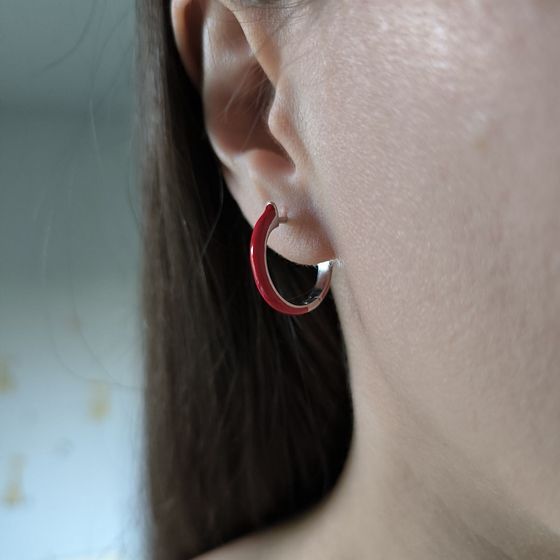 Серебряные серьги с фианитами, емаллю