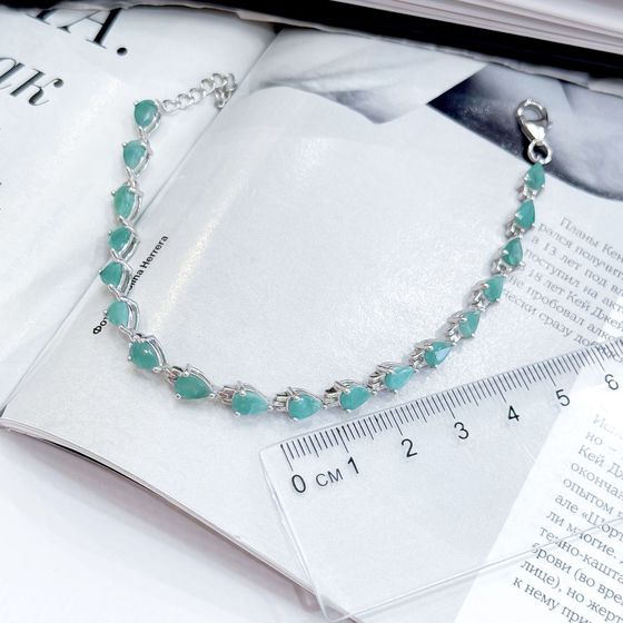 Серебряный браслет с изумрудом 6.717ct