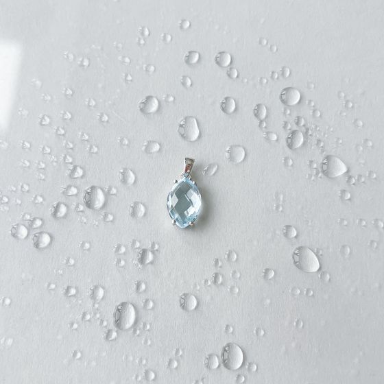Серебряная подвеска с топазом 5.958ct