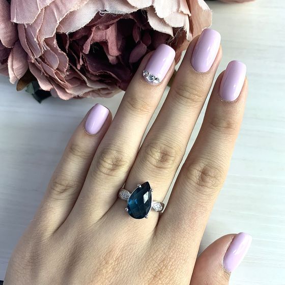 Серебряное кольцо с топазом Лондон Блю 4.372ct