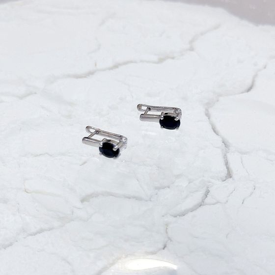 Серебряные серьги с сапфиром 2ct