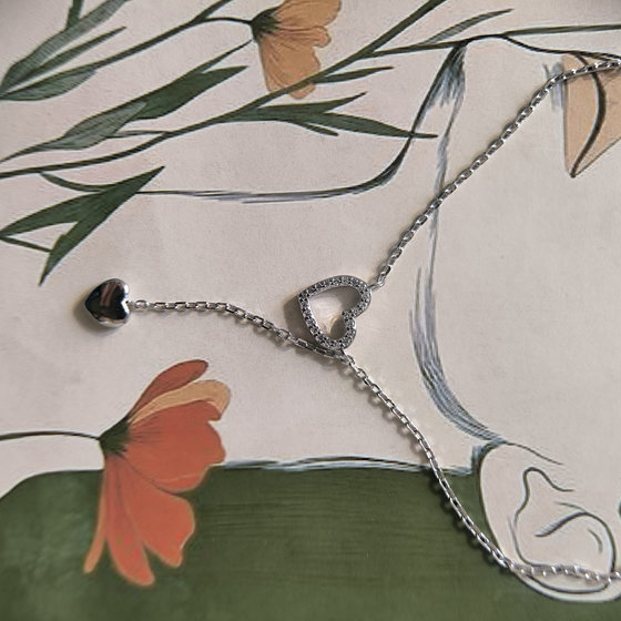 Серебряное колье с фианитами