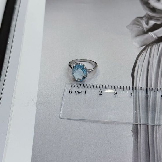 Серебряное кольцо с топазом 4.95ct