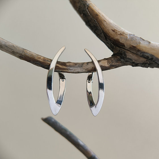 Серебряные серьги без камней