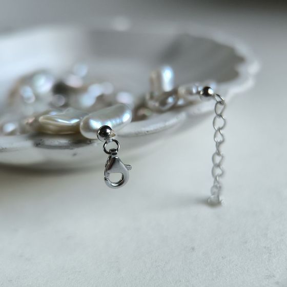 Серебряный браслет с жемчугом барочным