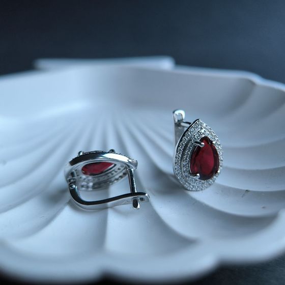 Серебряные серьги с гранатом 4.434ct