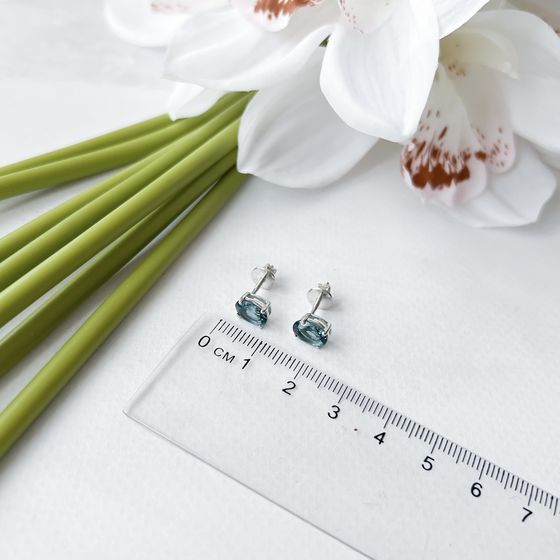 Серебряные серьги с топазом Лондон Блю 1.68ct