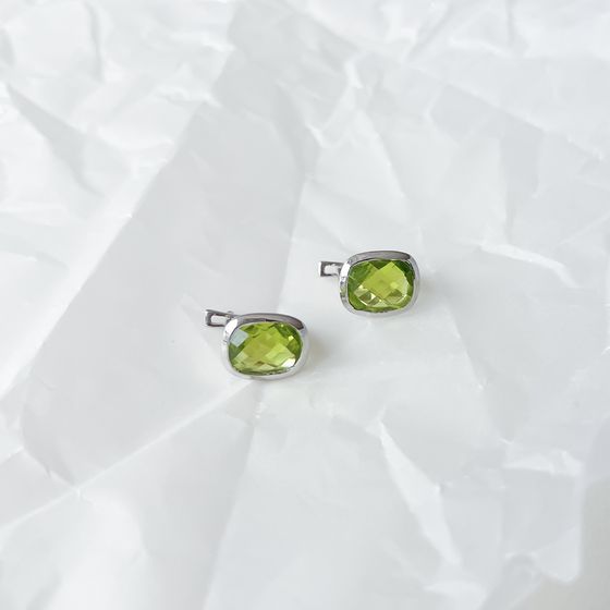 Серебряные серьги с хризолітом 6.567ct