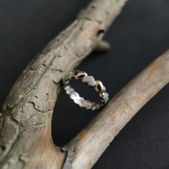 Серебряное кольцо с фианитами