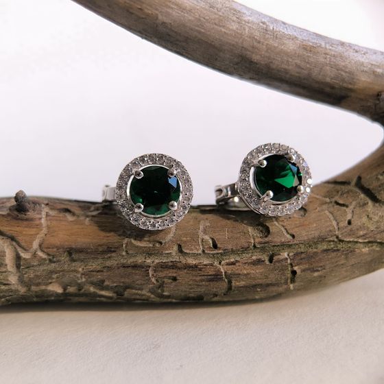 Серебряные серьги с изумрудом nano 3.982ct