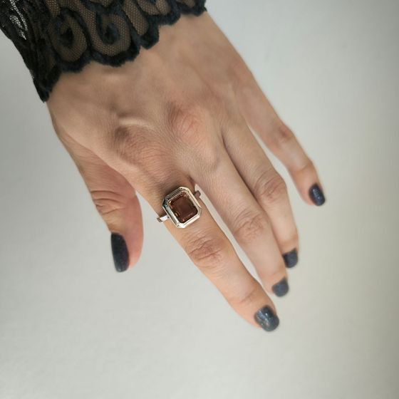 Серебряное кольцо с султанитом 3.367ct