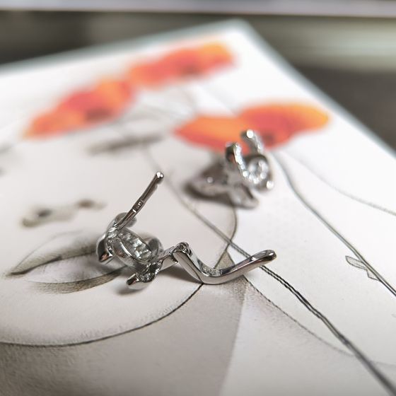 Серебряные серьги с фианитами