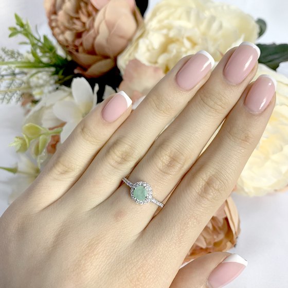Серебряное кольцо с изумрудом 0.932ct