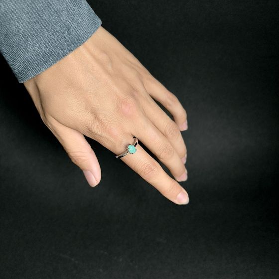 Серебряное кольцо с изумрудом 0.73ct