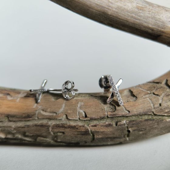 Серебряные серьги с фианитами