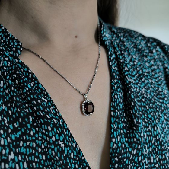 Серебряная подвеска с гранатом 6.17ct, фианитами