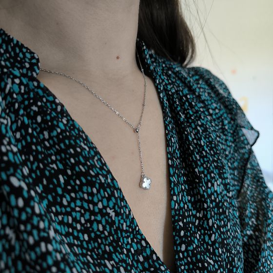 Серебряное колье с перламутром