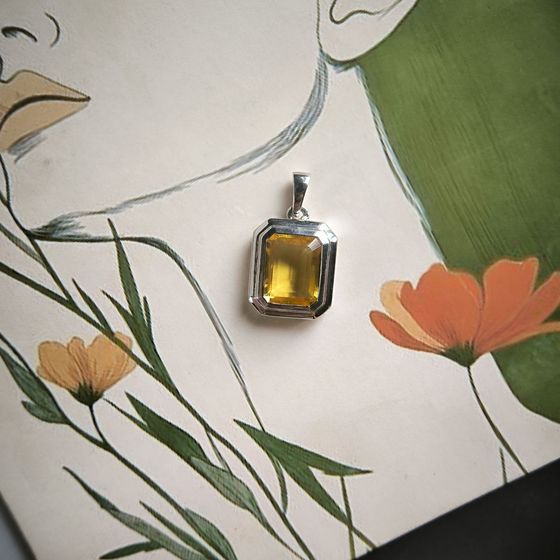 Серебряная подвеска с цитрином nano 3ct