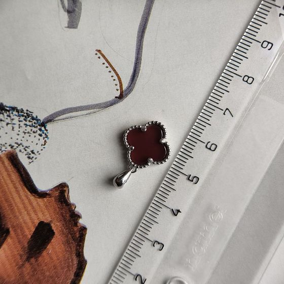 Серебряная подвеска с агатом