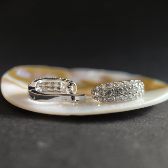 Серебряные серьги с фианитами