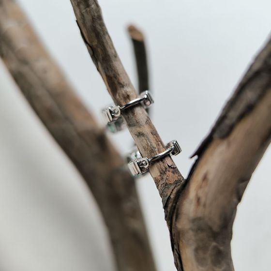 Серебряные серьги с изумрудом nano 1.892ct