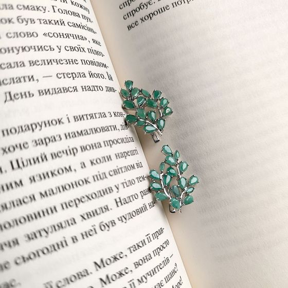Серебряные серьги с изумрудом 5.48ct