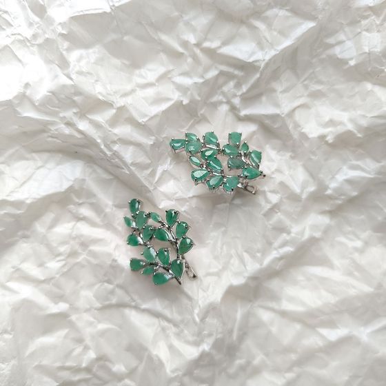 Серебряные серьги с изумрудом 5.48ct