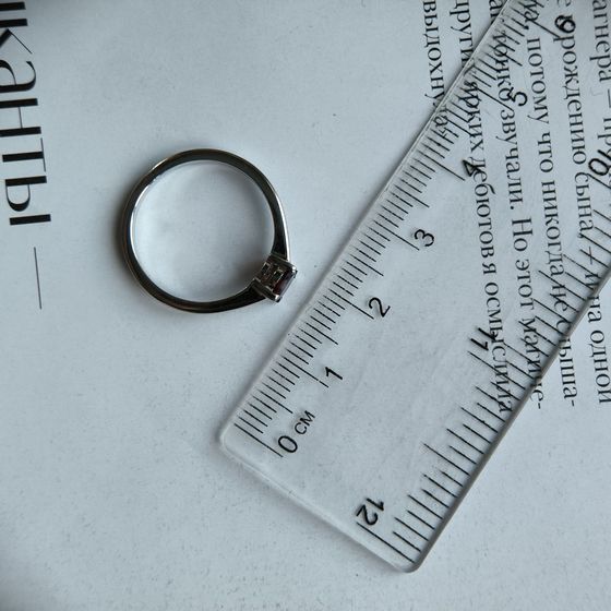 Серебряное кольцо с гранатом 0.594ct