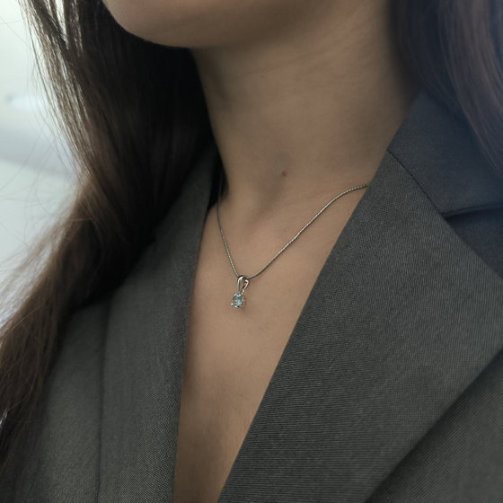 Серебряная подвеска с топазом 0.54ct