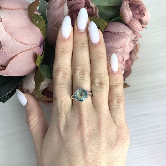 Серебряное кольцо с мистик топазом 2.968ct