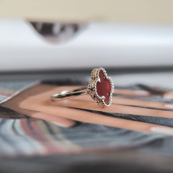 Серебряное кольцо с агатом