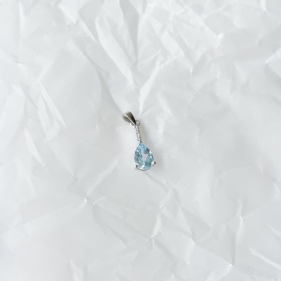 Серебряная подвеска с топазом 2.385ct