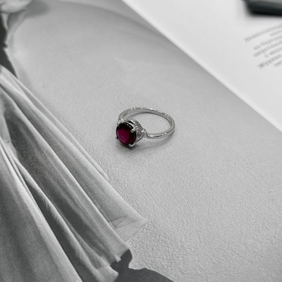 Серебряное кольцо с рубином