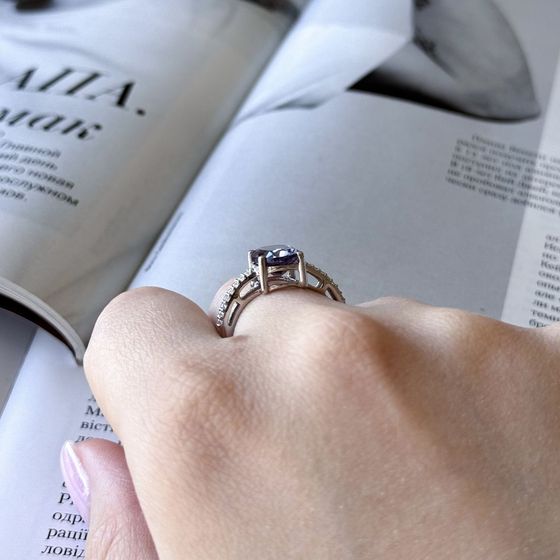 Серебряное кольцо с александритом 3.577ct
