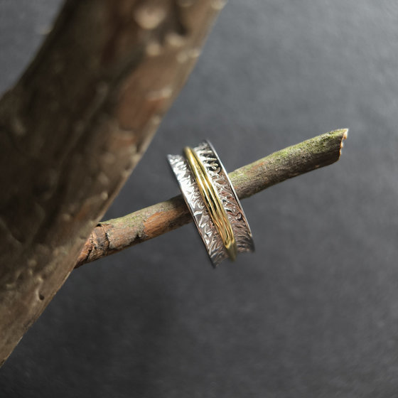 Серебряное кольцо без камней