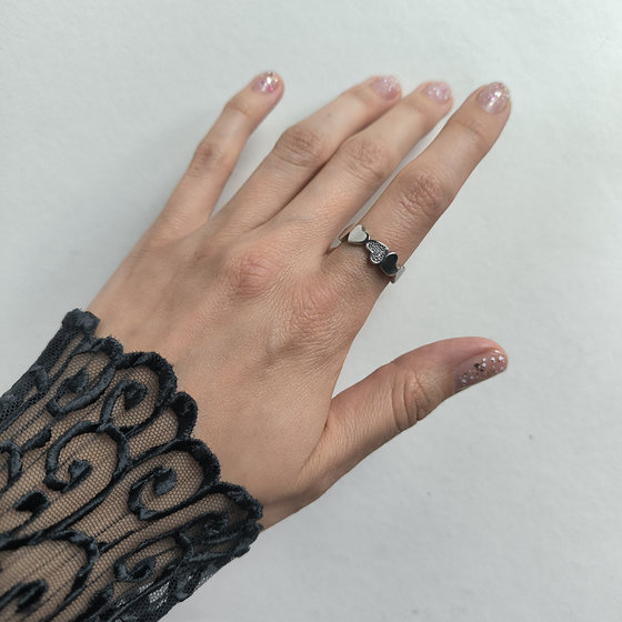 Серебряное кольцо с фианитами