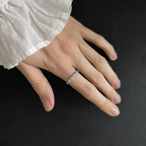 Серебряное кольцо с фианитами