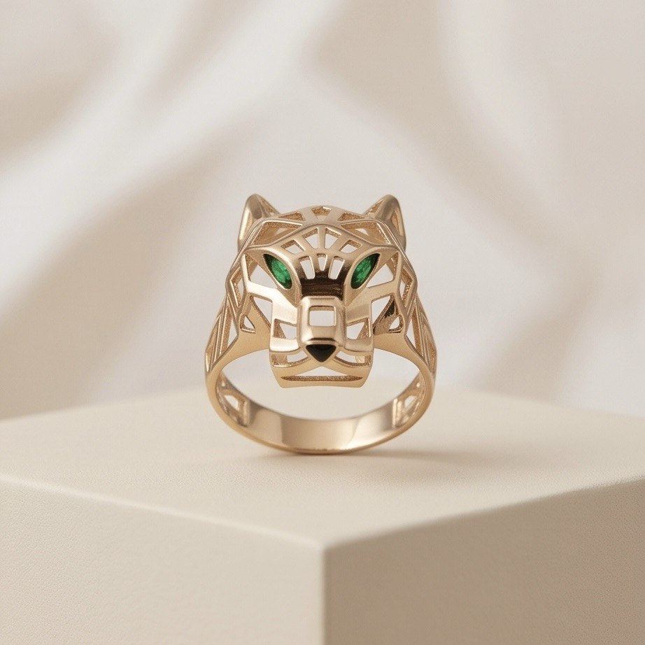 Золотое кольцо с фианитами 0.02ct