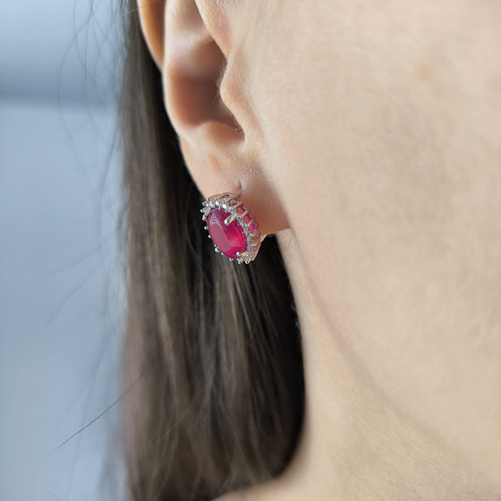 Серебряные серьги с рубином 7.87ct, фианитами