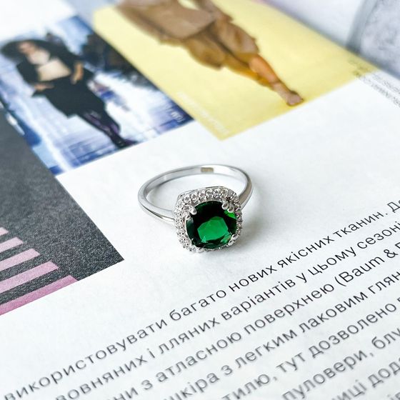 Серебряное кольцо с изумрудом nano 1.875ct
