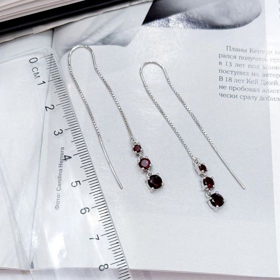 Серебряные серьги с гранатом 2.105ct